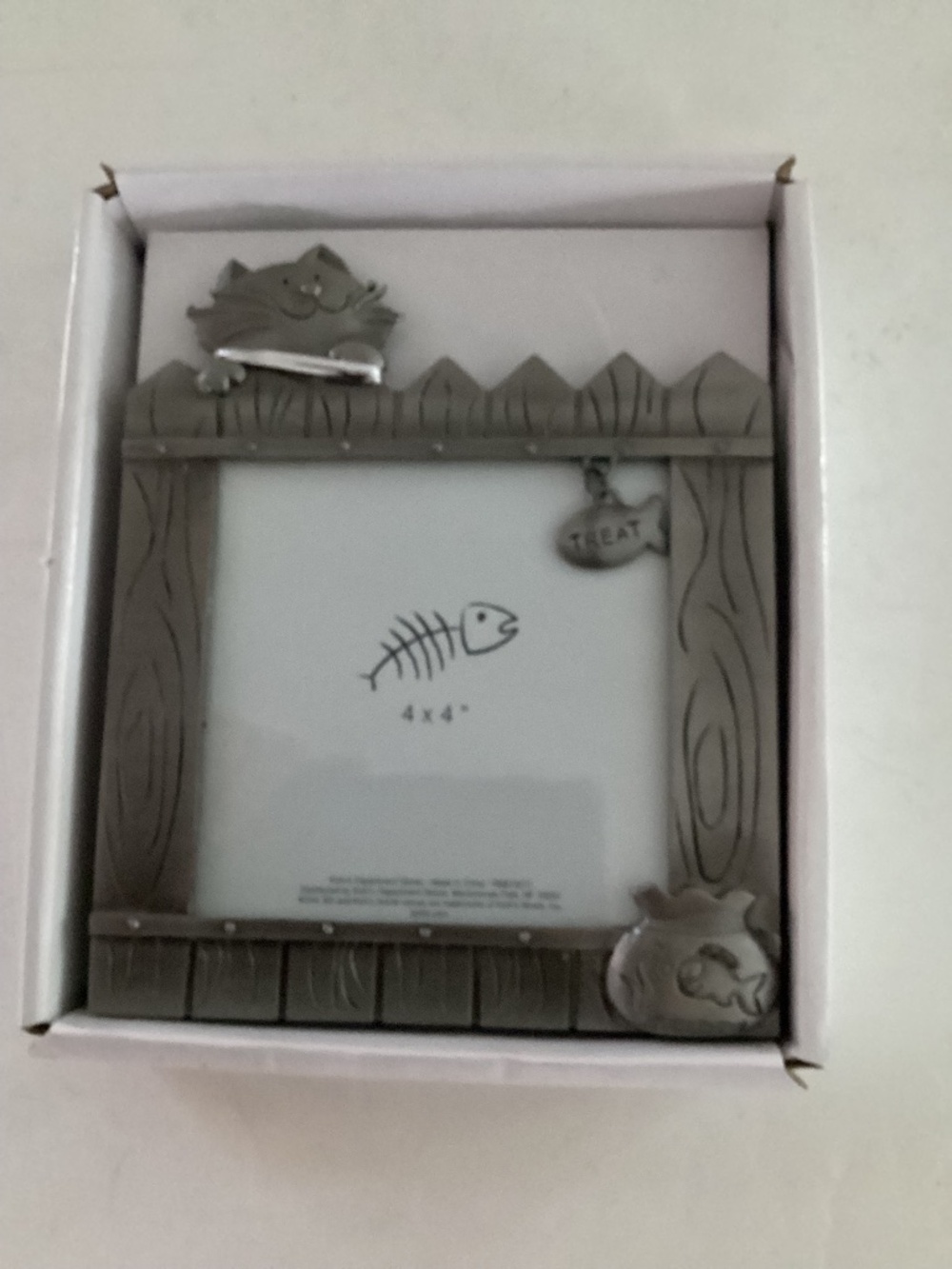 Pewter Photo Frame: Cat Face with Fishbowl and Fish Charm on Picket Fence